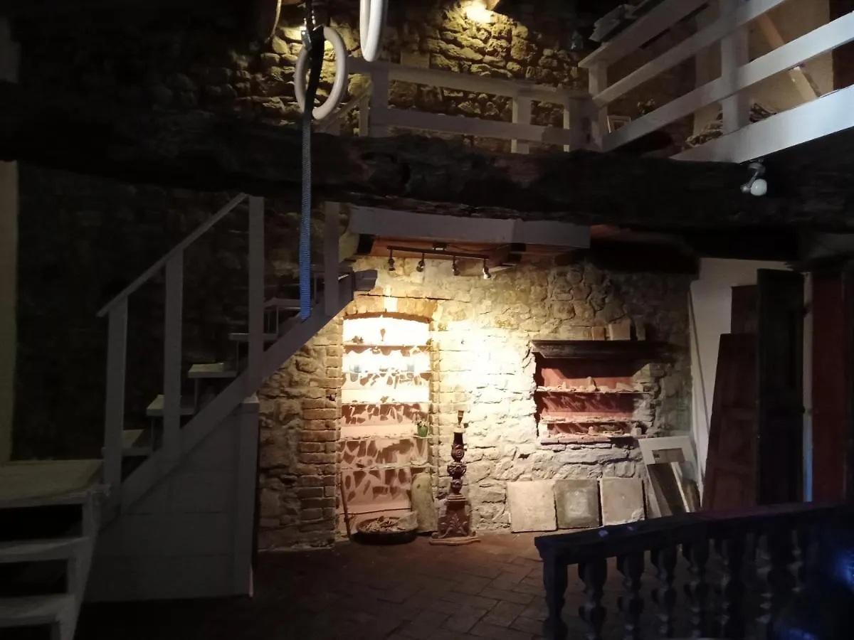 Gasthaus Morelli House Montalbo Italien
