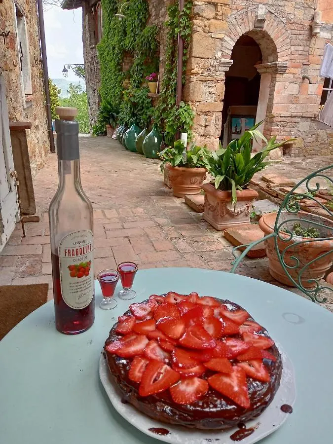 Morelli House Guest House Montalbo Italy