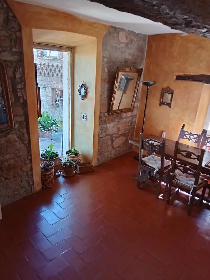 Country house Morelli House Guest House Montalbo Italy